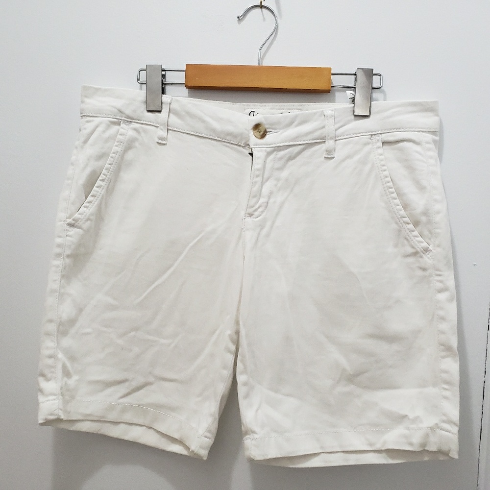 Aeropostale white shorts 10